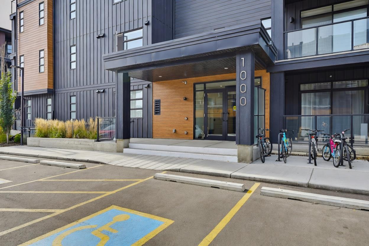 55 Lucas Way NW 1207