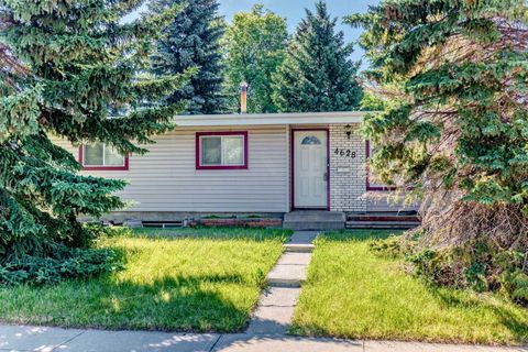 Photo of 4628 Verona Drive NW, Calgary, AB T3A 0P4 (MLS # A2329648)