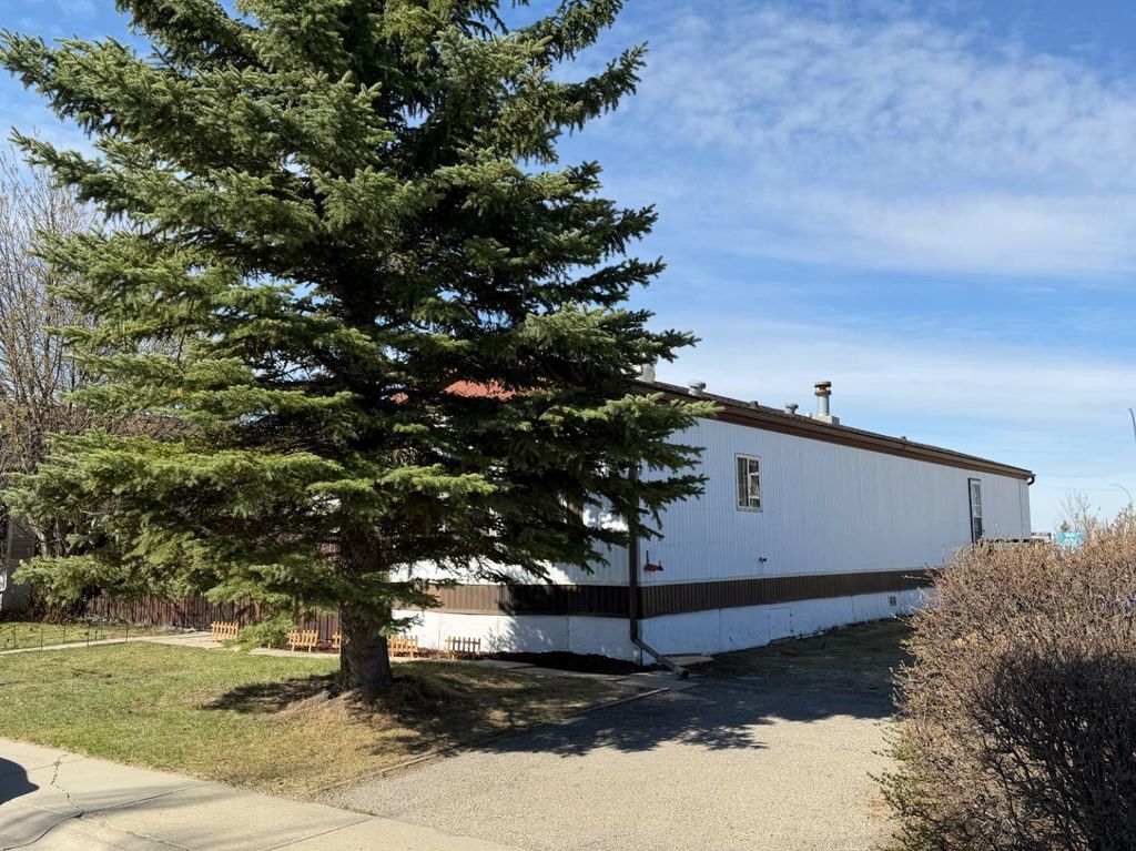 Photo of 5302 Birch Road, Olds, AB T4H 1M2 (MLS # A2309388)