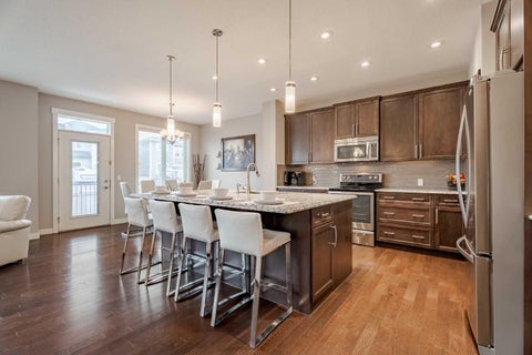 Property photo of 355 Evanston Way Nw, Calgary, AB T3p 0p7