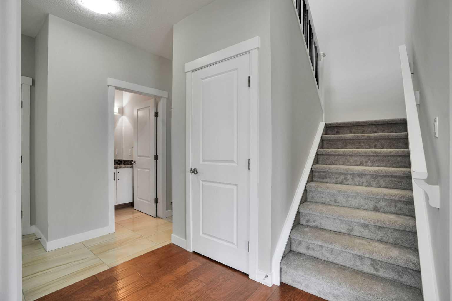 368 Nolanhurst Crescent NW