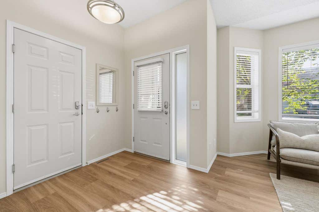 Photo of 42 Prestwick Pond Terrace SE, Calgary, AB T2Z 3Z8 (MLS # A2338868)