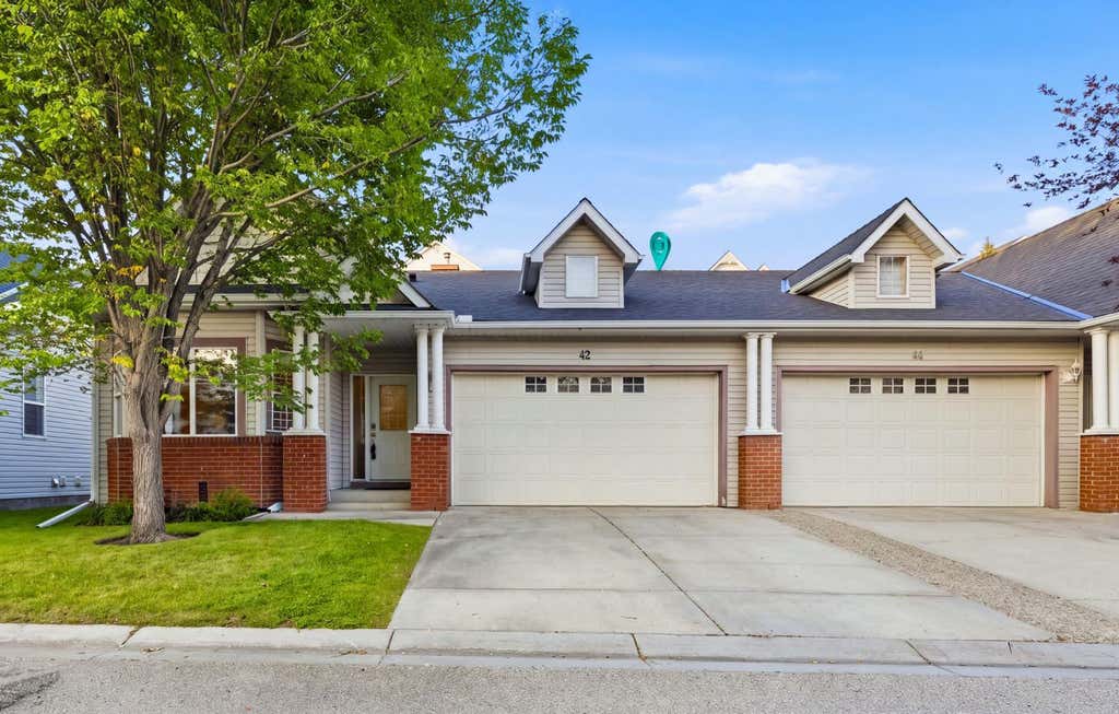 Photo of 42 Prestwick Pond Terrace SE, Calgary, AB T2Z 3Z8 (MLS # A2338868)