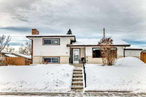 31 Fenton Road SE Calgary AB T2H 1B8