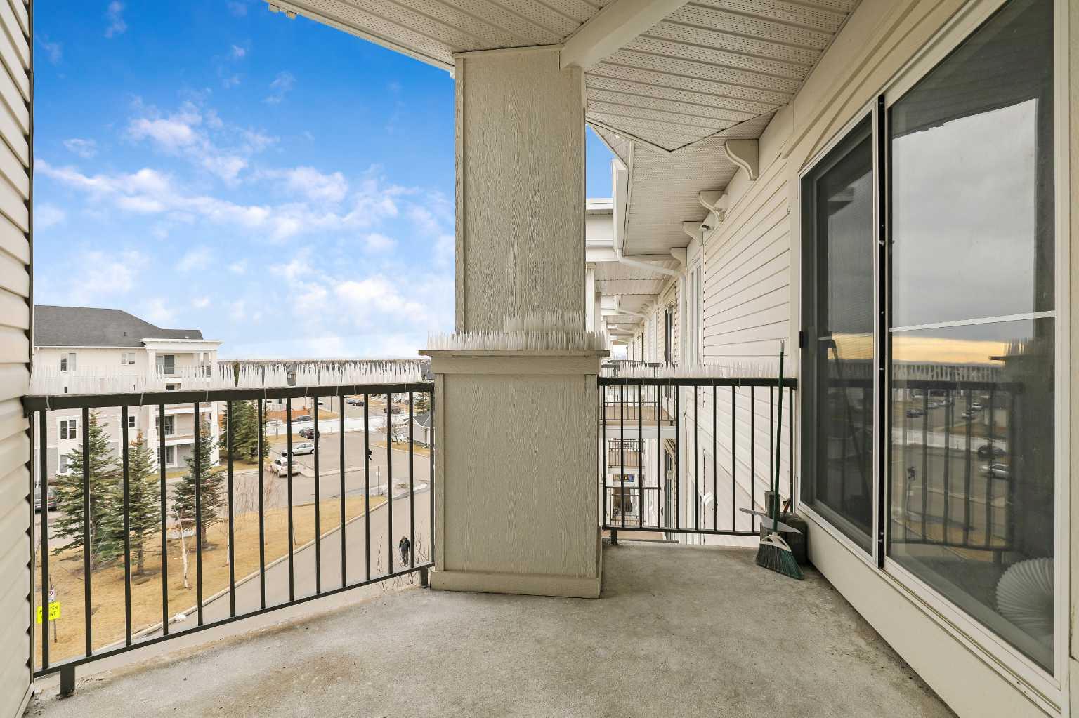 333 Taravista Drive NE 1411