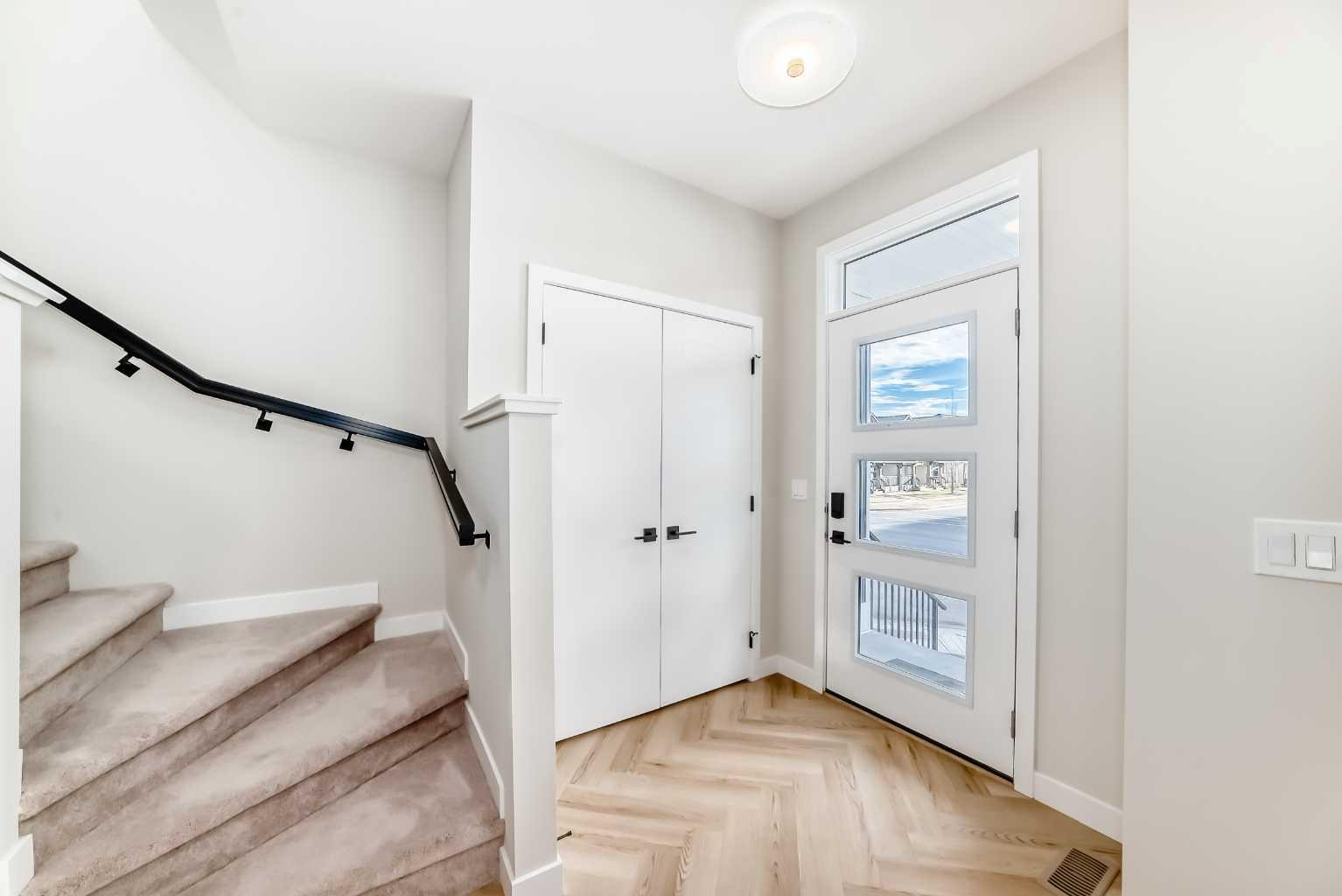 285 Cobblestone Gate