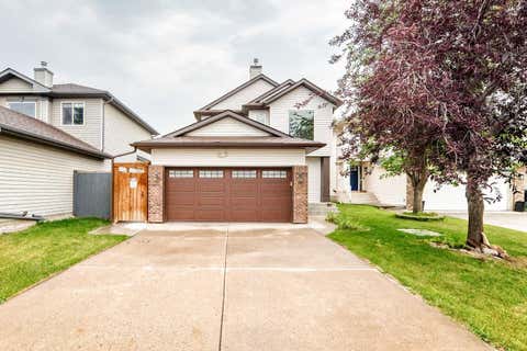 Photo of 262 Coventry Court NE, Calgary, AB T3K 5E8 (MLS # A2331941)