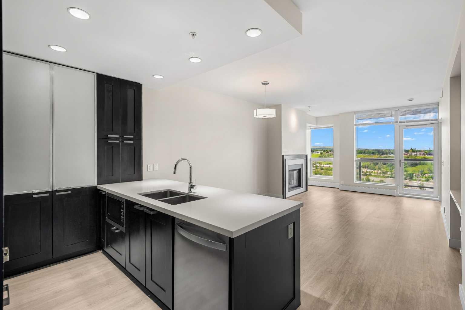 222 Riverfront Avenue SW 1712