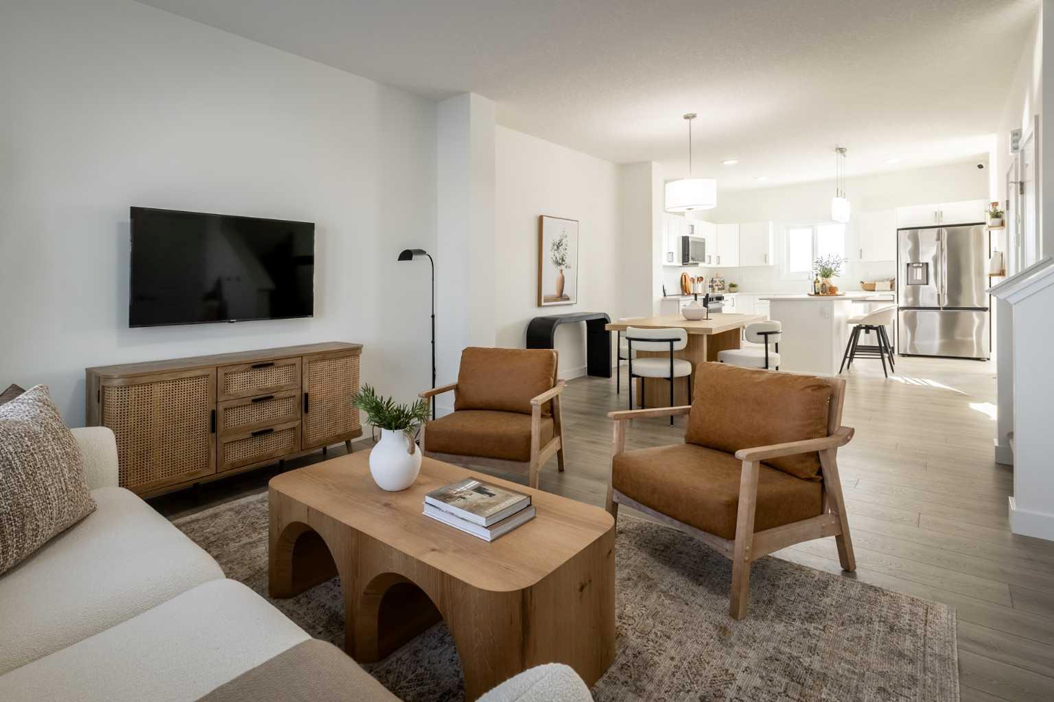 970 Edgefield Avenue