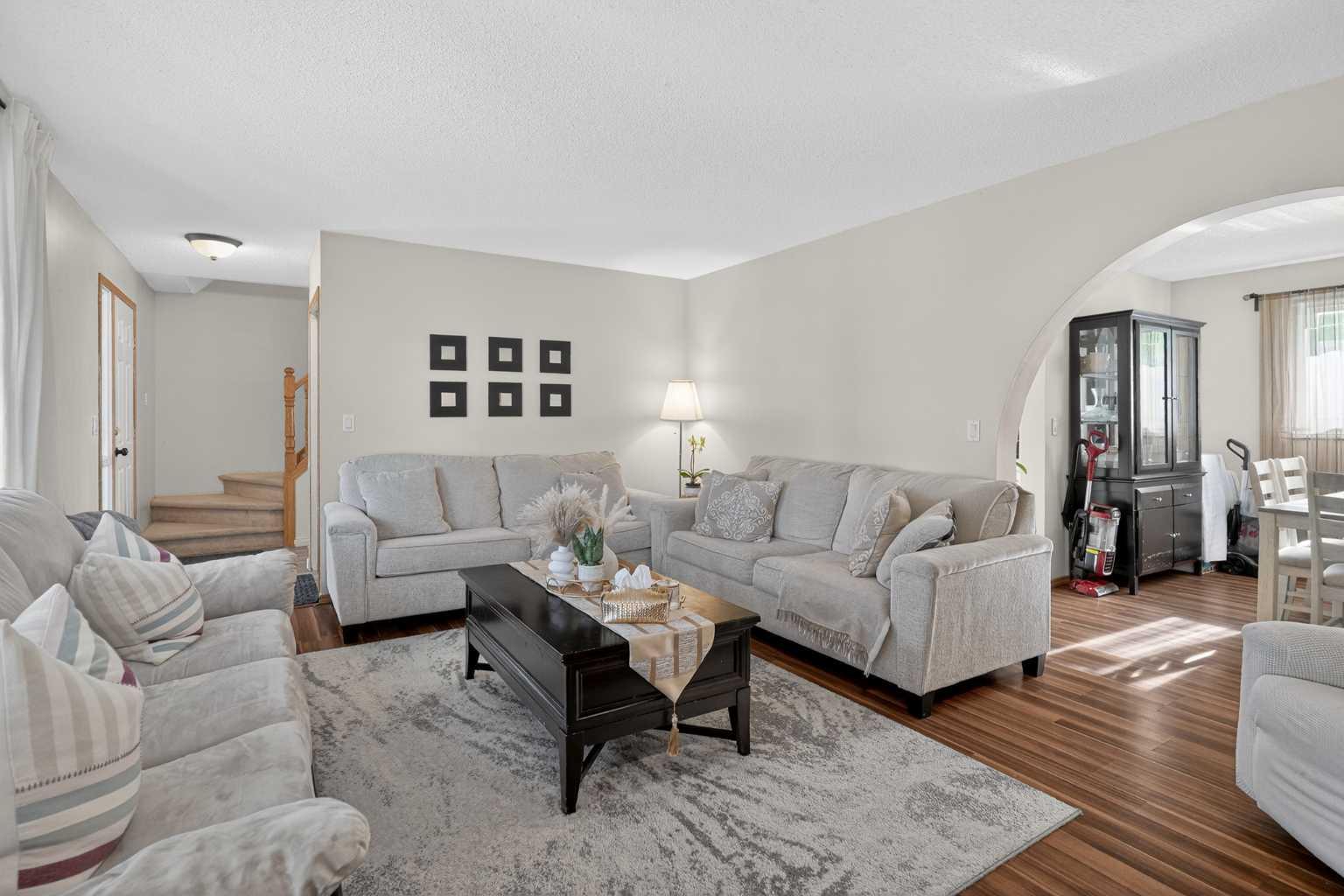 247 Templewood Road NE