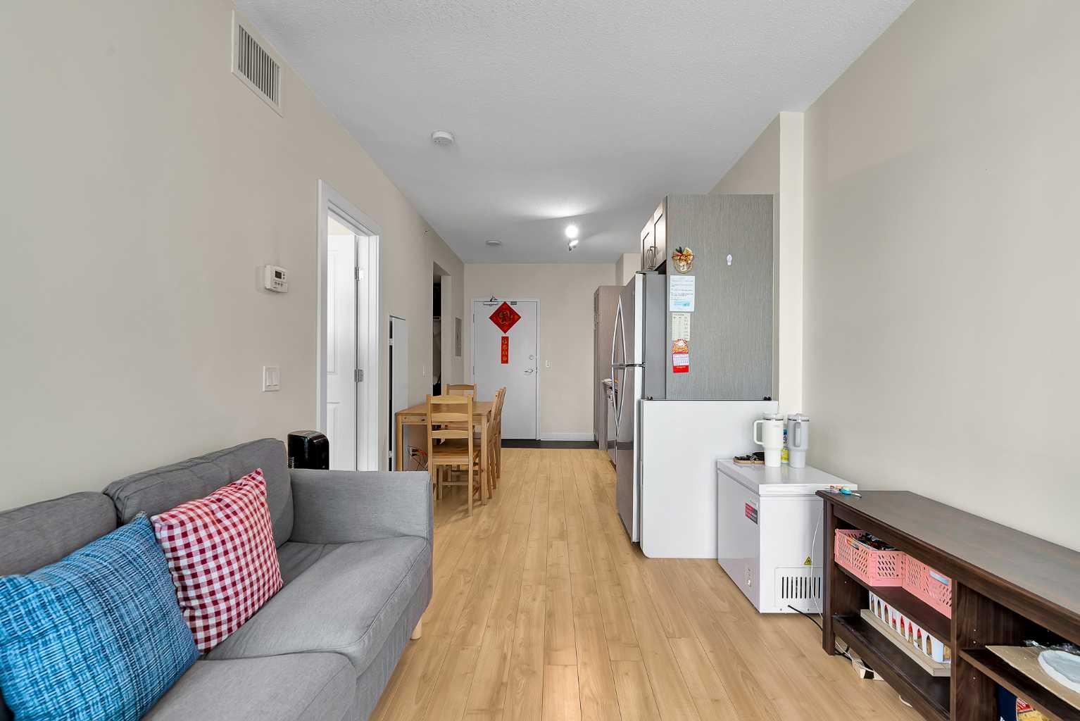 30 Brentwood Common NW 804