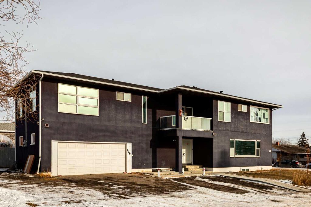 Photo of 929 38 Street SE, Calgary, AB T2A 1A1 (MLS # A2282727)