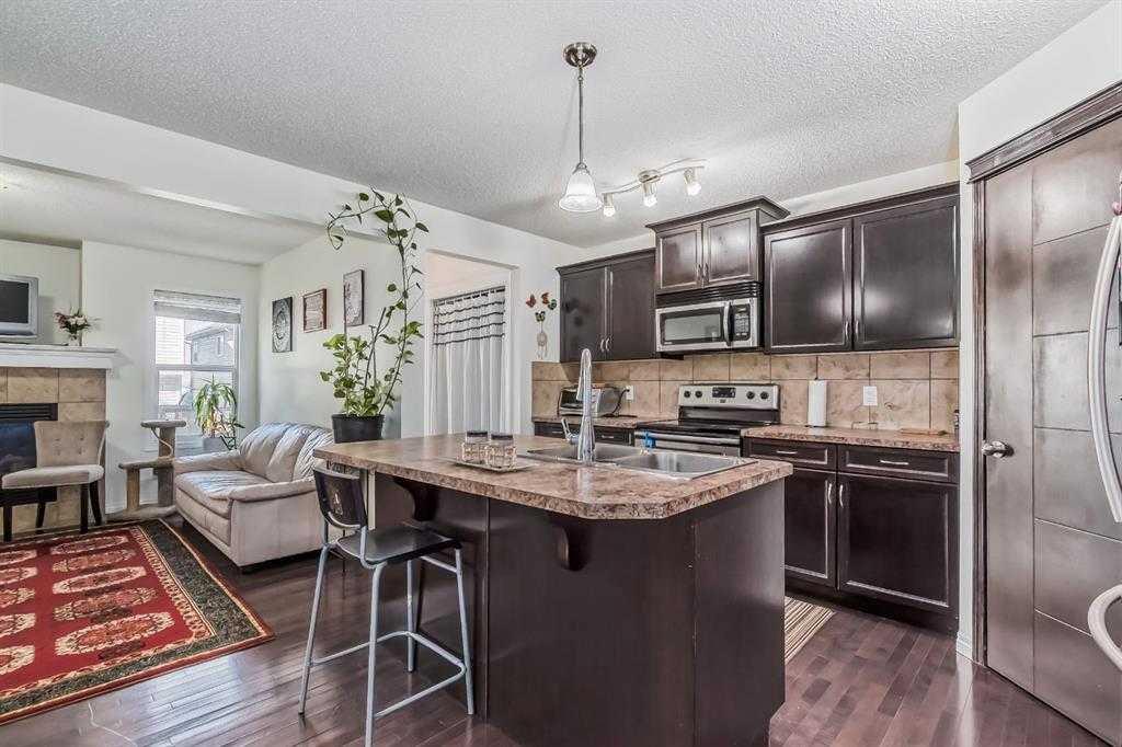 107 Kincora Glen Road NW