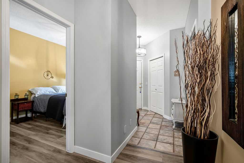 30 Prominence View SW