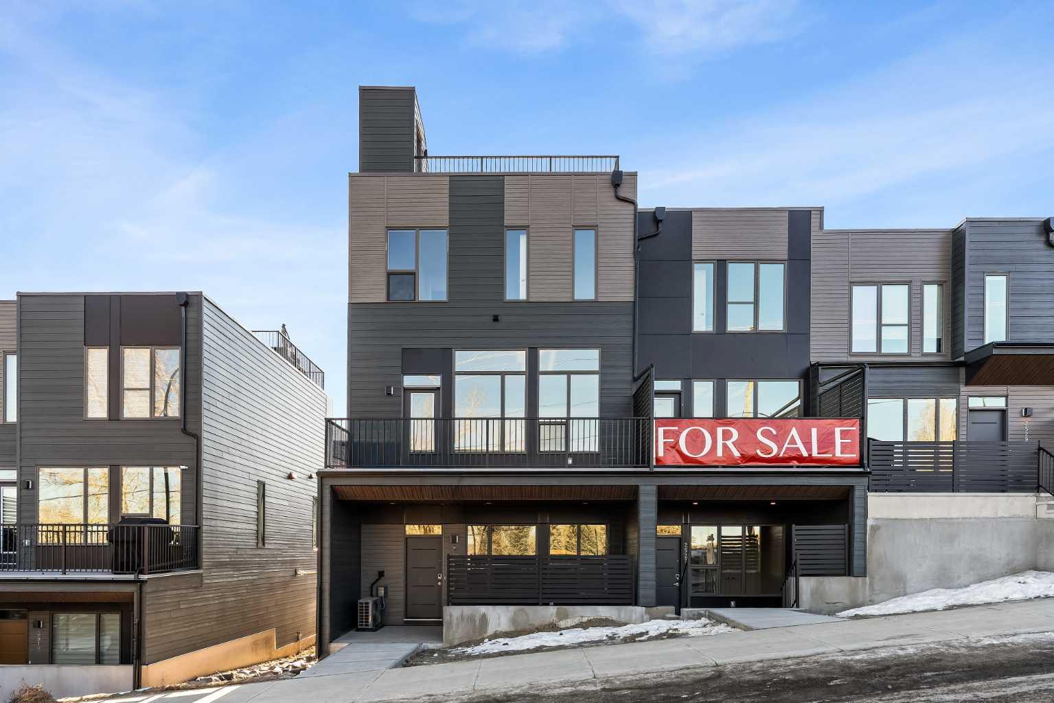 2525 Sovereign Crescent SW