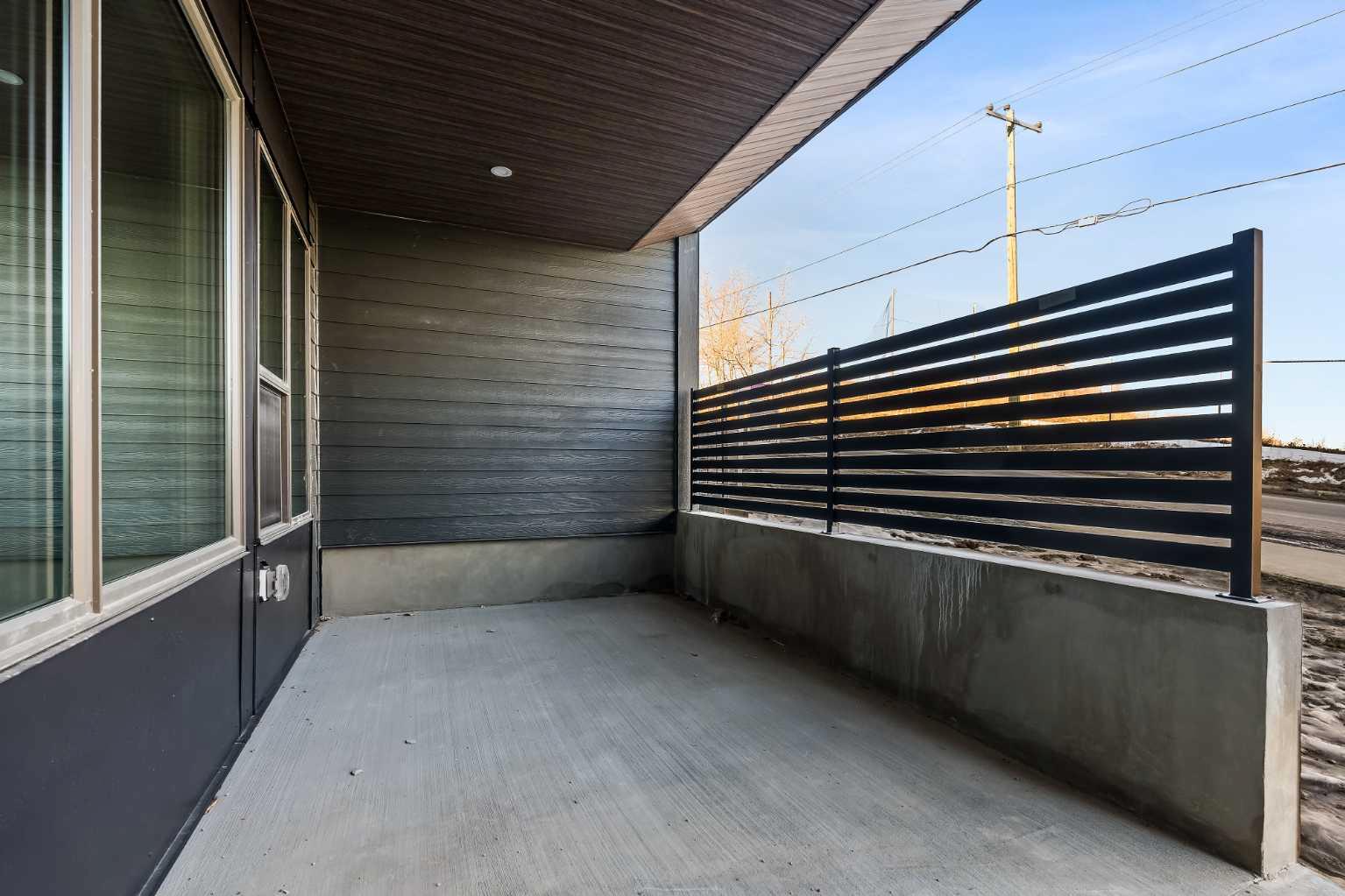 2525 Sovereign Crescent SW