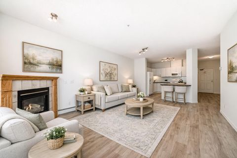 Photo of 5201 Dalhousie Drive NW #334, Calgary, AB T3A 5Y7 (MLS # A2295189)
