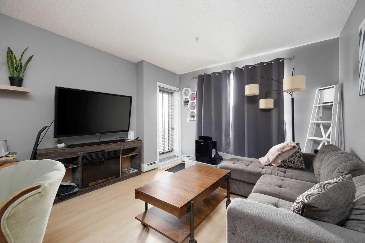 135C Sandpiper Road 3607