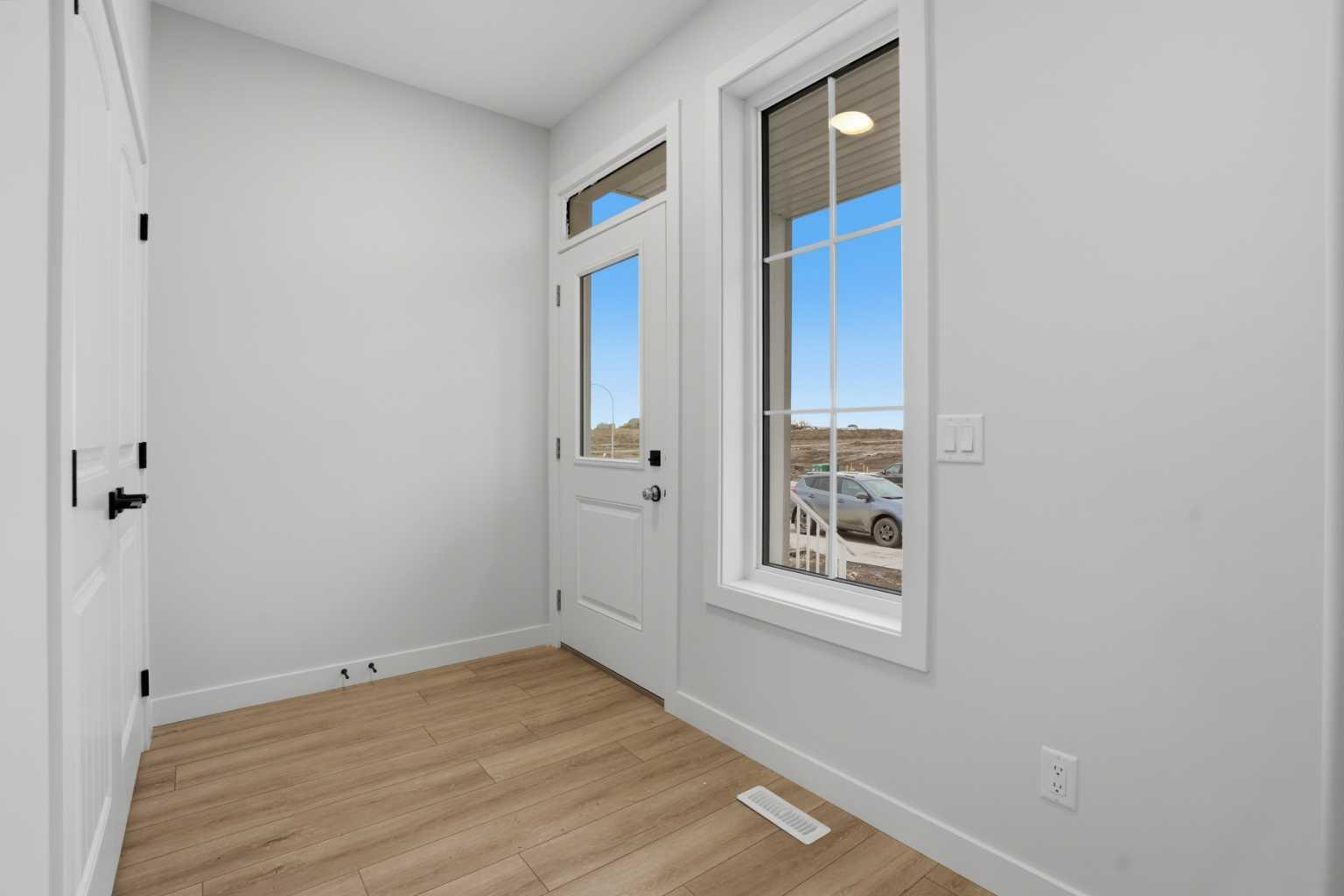 544 Bridgeport Street