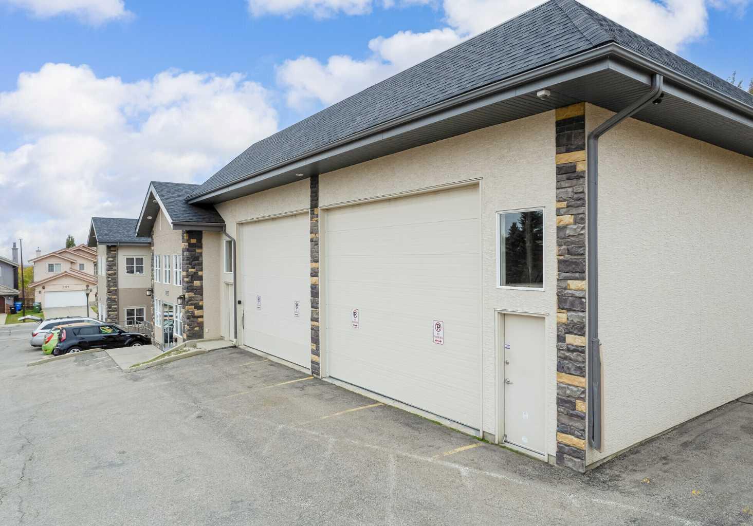 2107 Sirocco Drive SW 200