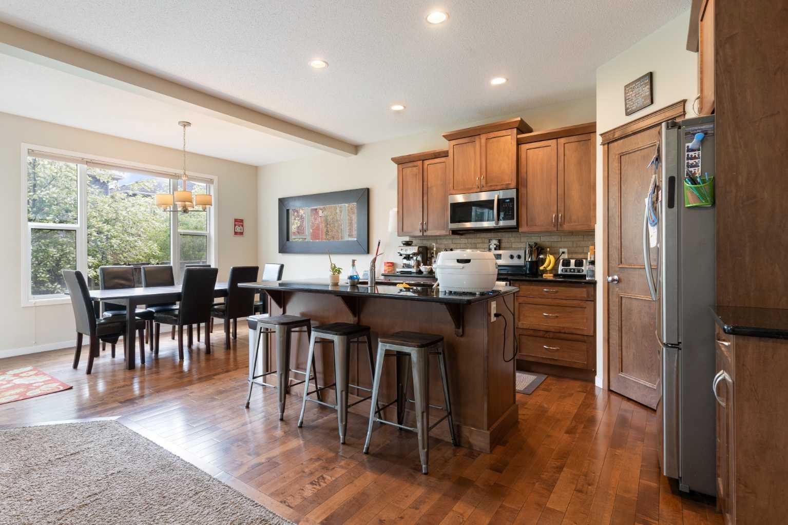 77 Auburn Glen Common SE