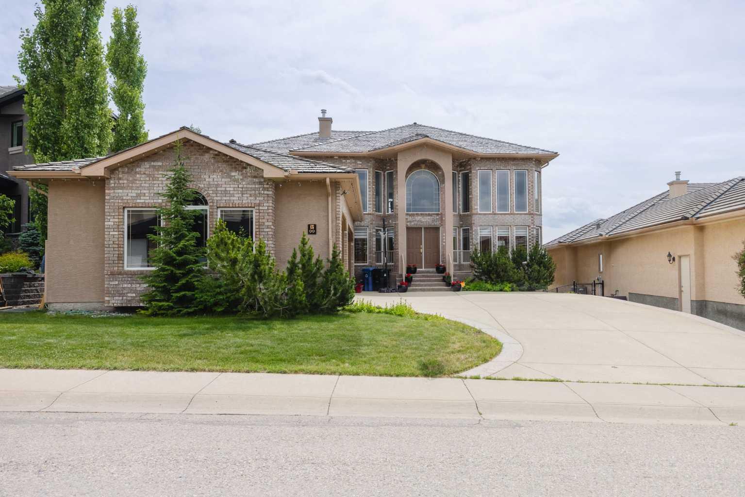 99 Arbour Vista Road NW