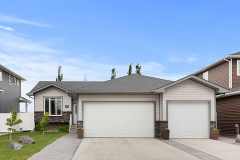 Photo of 104 Somerside Way SE, Medicine Hat, AB T1B 0M2 (MLS # A2320599)