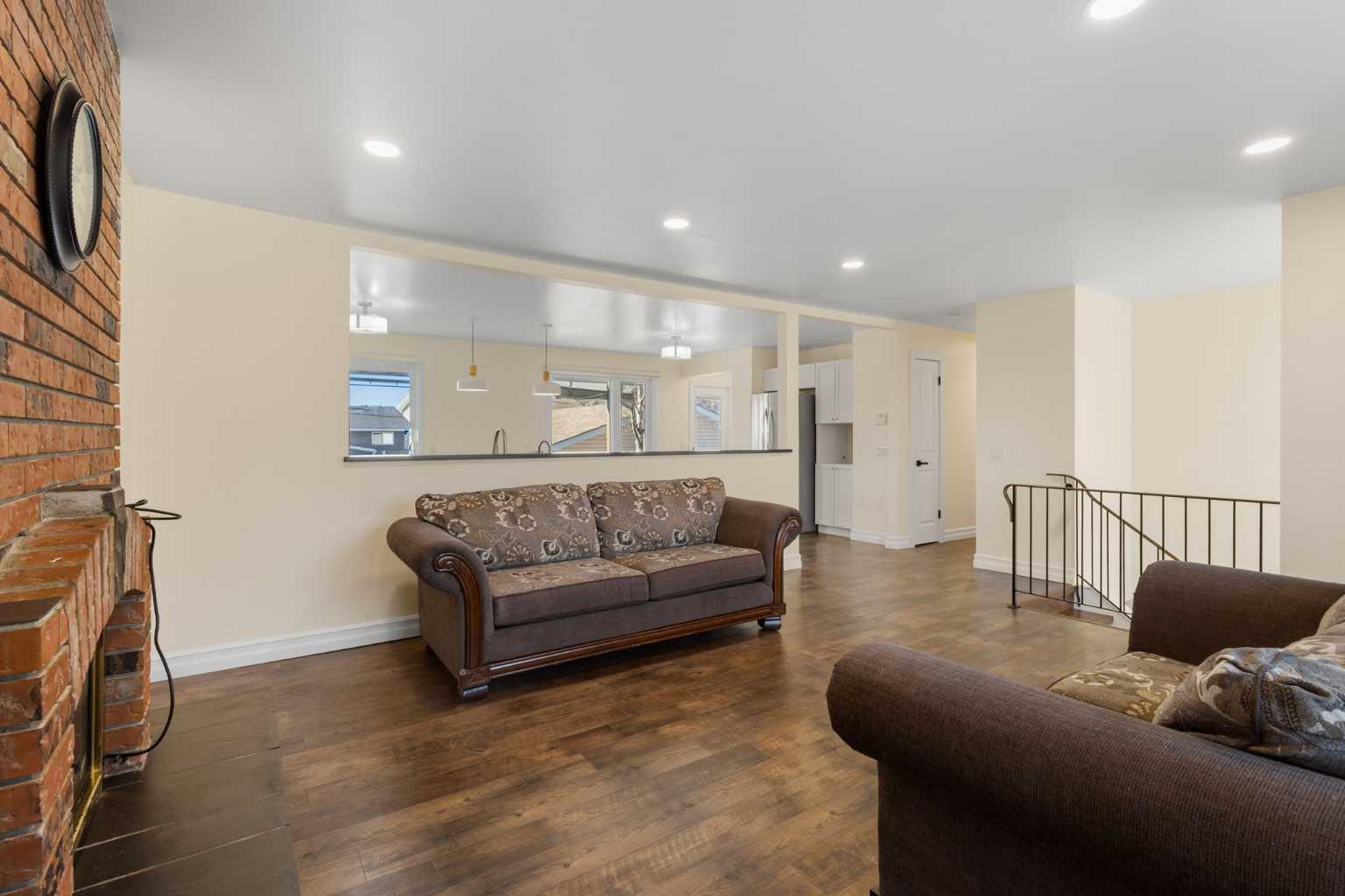 95 Silver Brook Drive NW