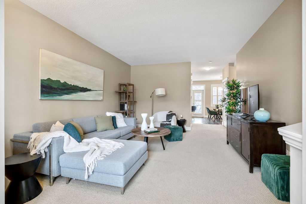 27 Springborough Boulevard SW 15