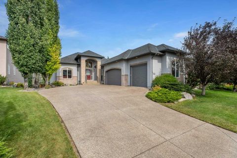 Photo of 18 Aspen Ridge Way SW, Calgary, AB T3H 5M3 (MLS # A2256479) Photo of 18 Aspen Ridge Way SW, Calgary, AB T3H 5M3 (MLS # A2256479)