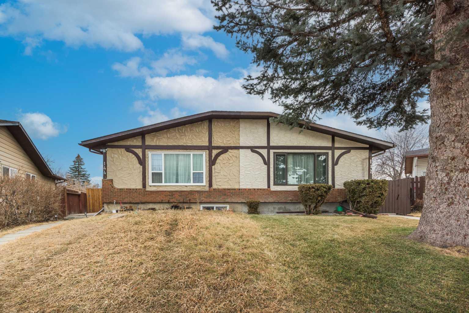 144 Rundleson Place NE