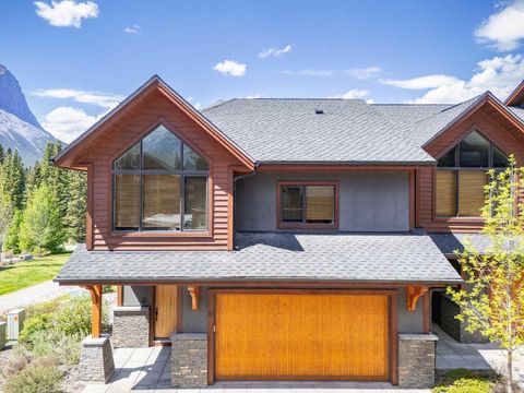 19 Creekside Mews Canmore AB T1W 2G2