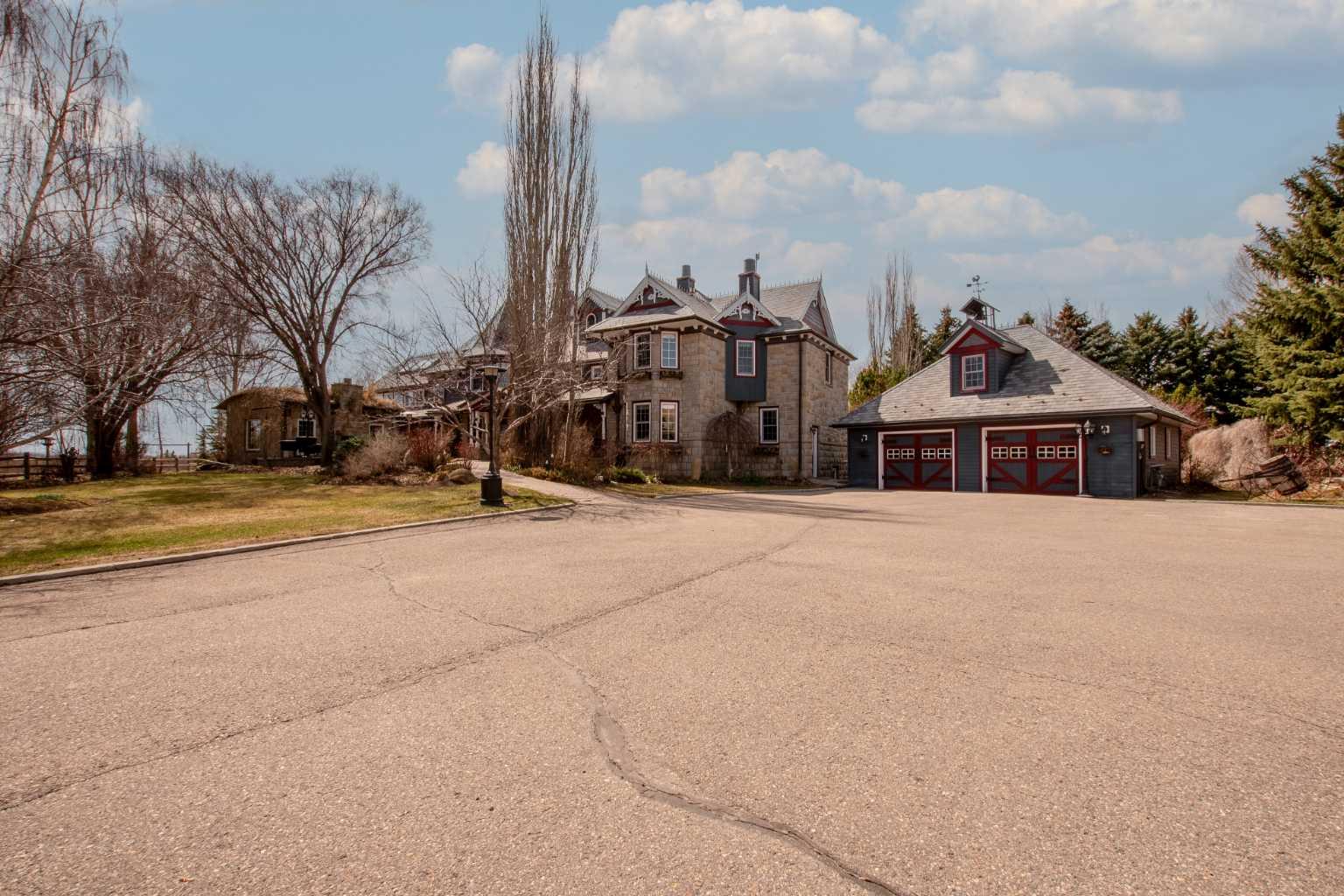 546017 104 Street E