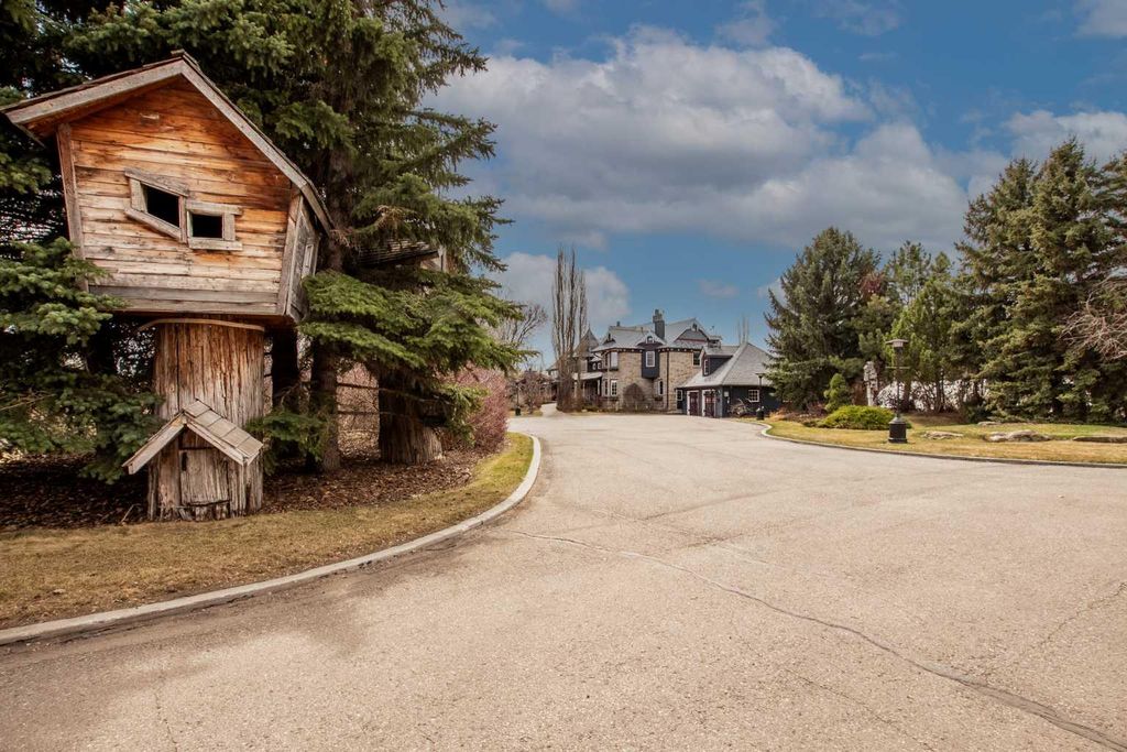 Photo of 546017 104 Street E, Rural Foothills County, AB T1V 1P3 (MLS # A2304384)