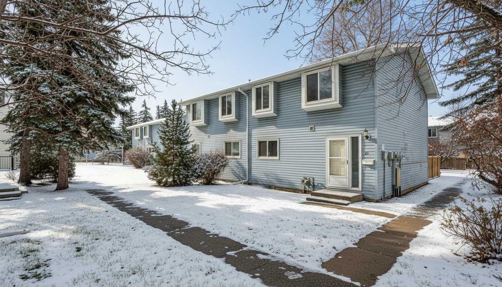 Photo of 4810 40 Avenue SW #16, Calgary, AB T3E 1E5 (MLS # A2282913)