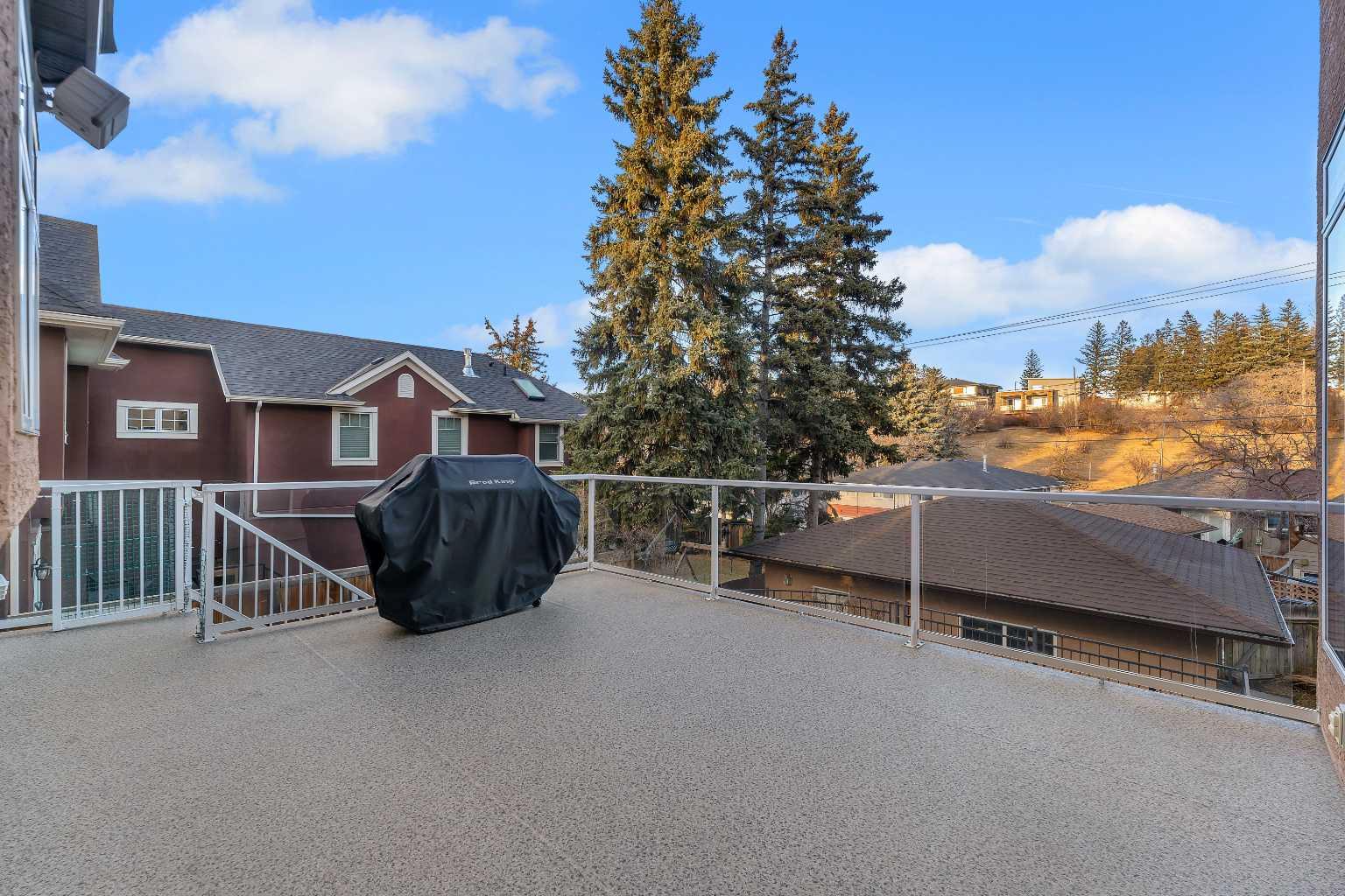 15 Rosery Drive NW
