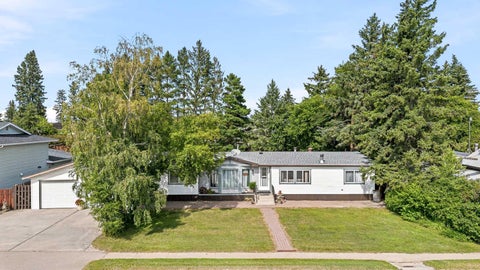 Photo of 5024 49 Avenue, Kitscoty, AB T0B 2P0 (MLS # A2338919)
