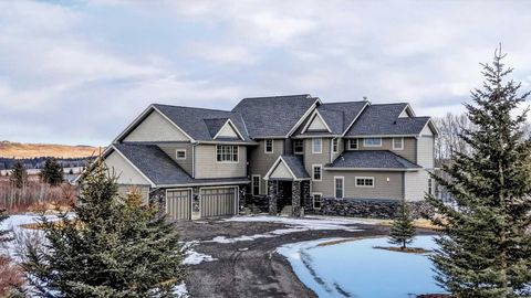 240117 210 Avenue W Rural Foothills County AB T0L 1W4