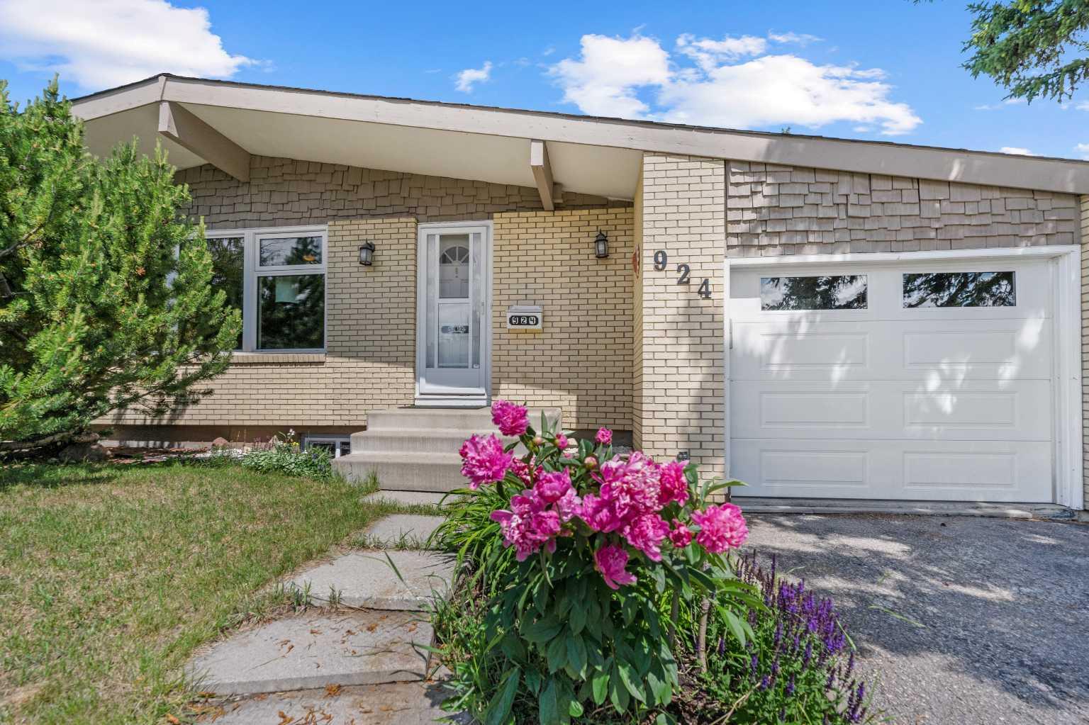 924 Cannock Road SW