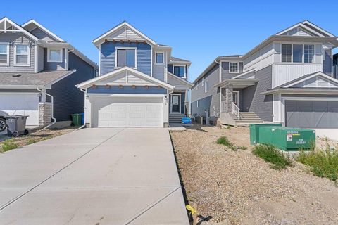 19 Clearwater Lane Chestermere AB T1X 3A4