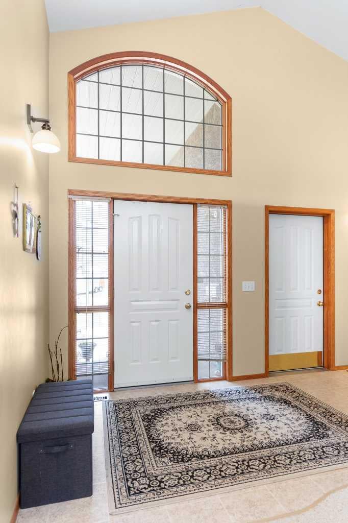 Photo of 47 Taylor Avenue SE, Medicine Hat, AB T1B 4B7 (MLS # A2328458)