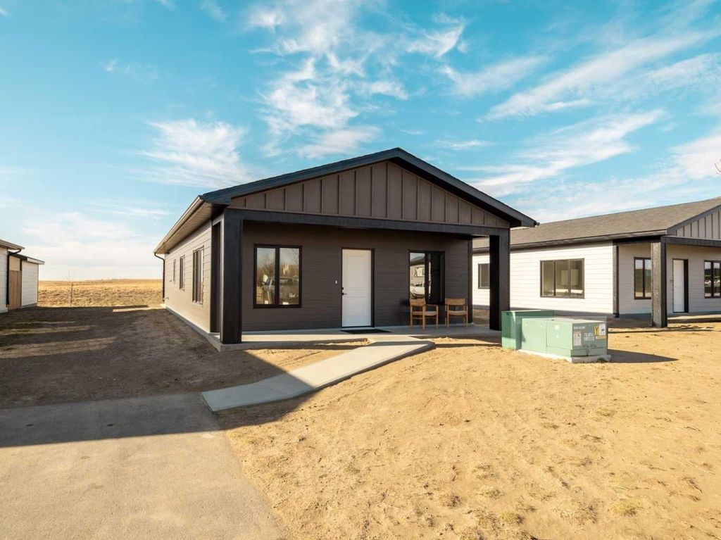 Photo of 7038 48 Street, Taber, AB T1G 0G7 (MLS # A2294511)