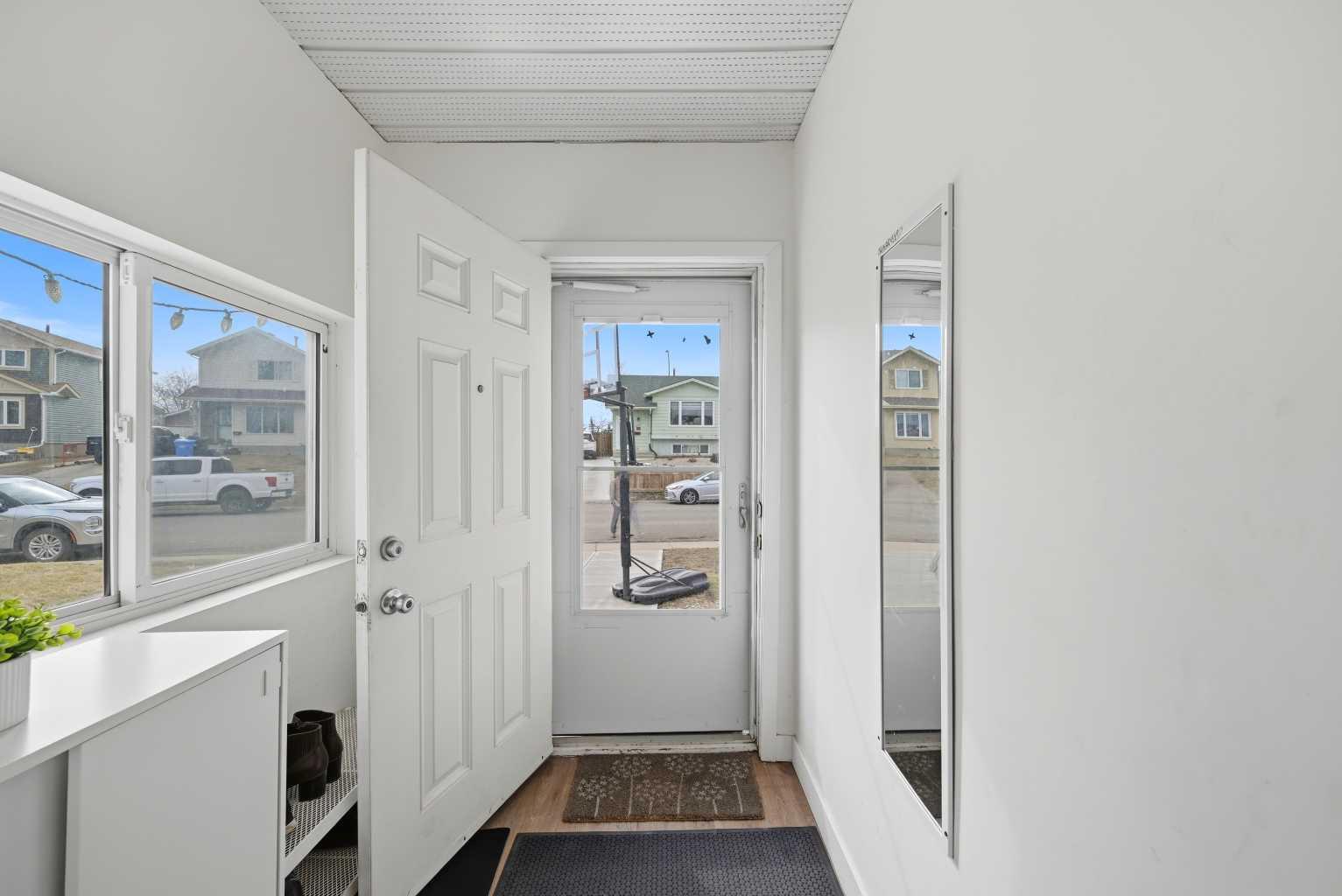 172 Castlebrook Road NE