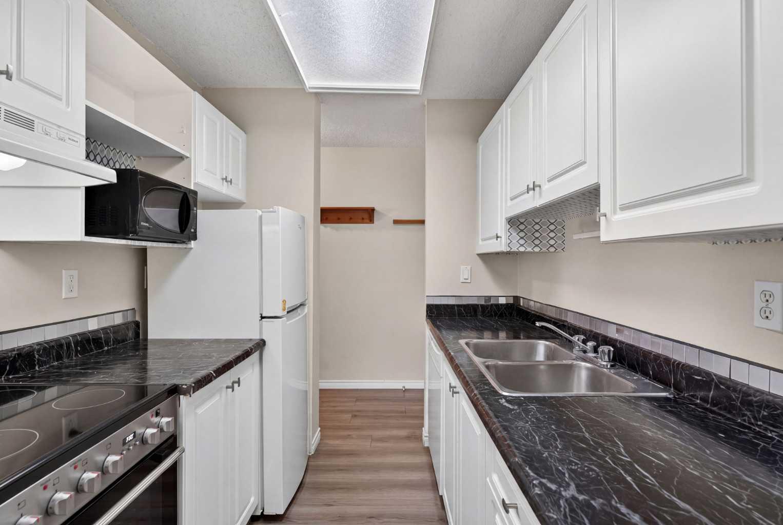 231 Heritage Drive SE 83E