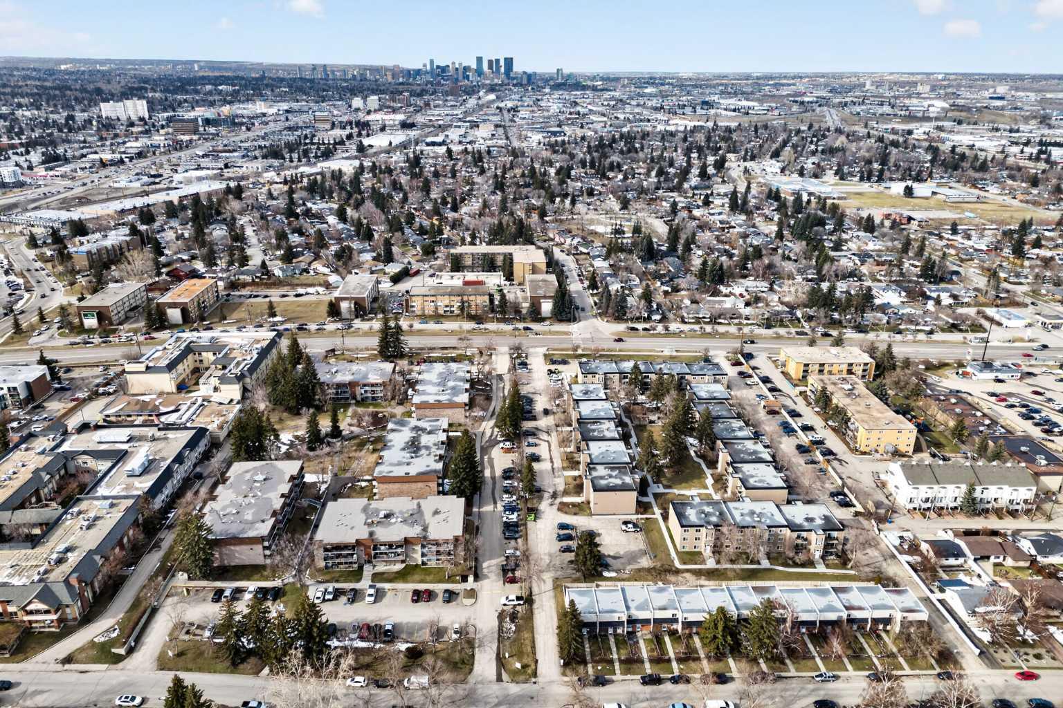 231 Heritage Drive SE 83E