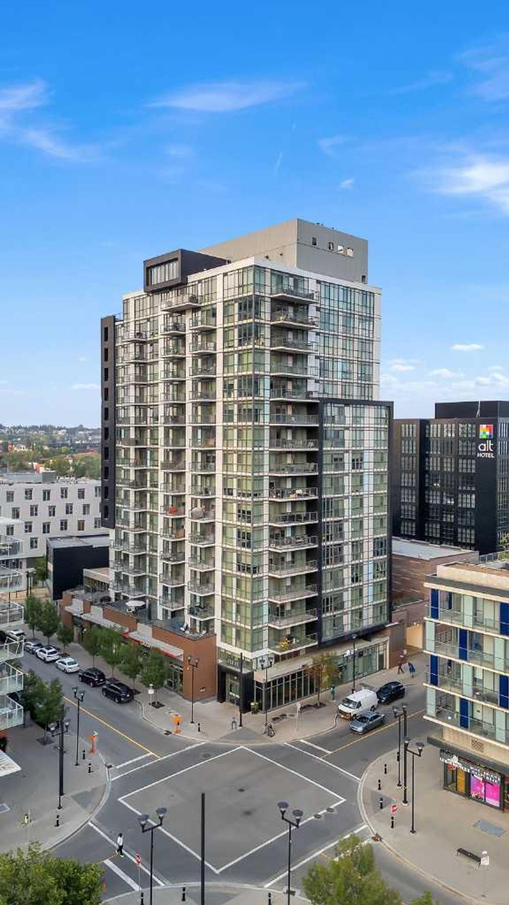 Photo of 550 Riverfront Avenue SE #707, Calgary, AB T2G 1E5 (MLS # A2270254)