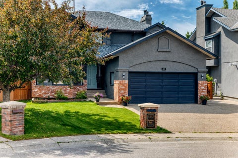 Photo of 47 Canterbury Court SW, Calgary, AB T2W 6C2 (MLS # A2323968)