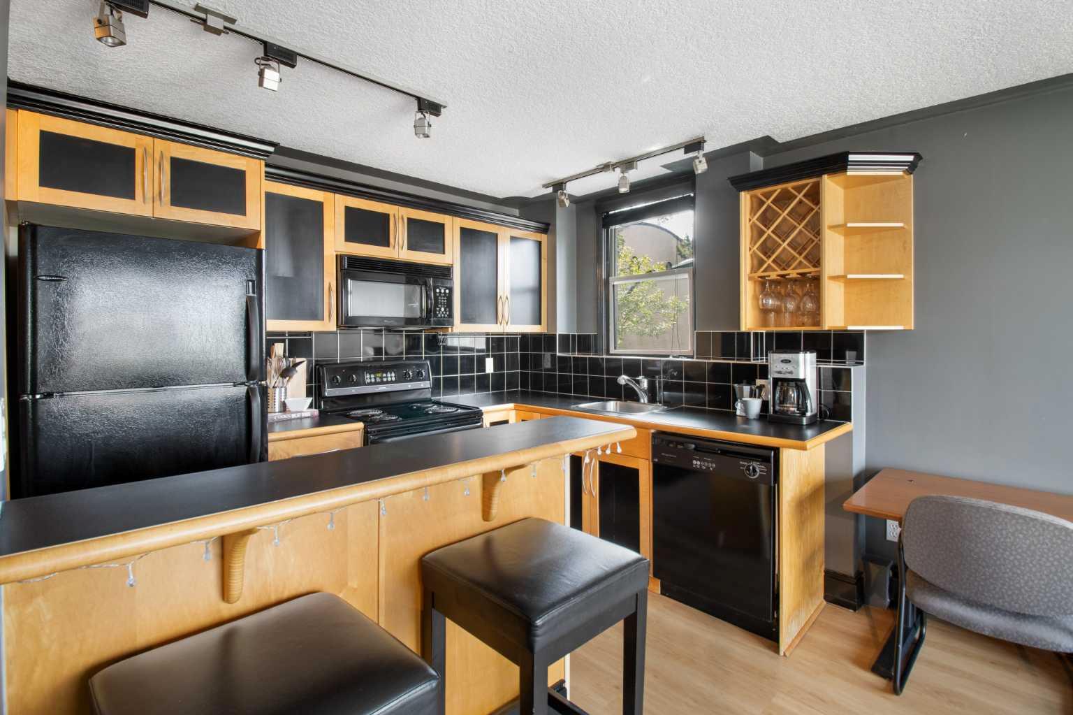 1129 Cameron Avenue SW 504