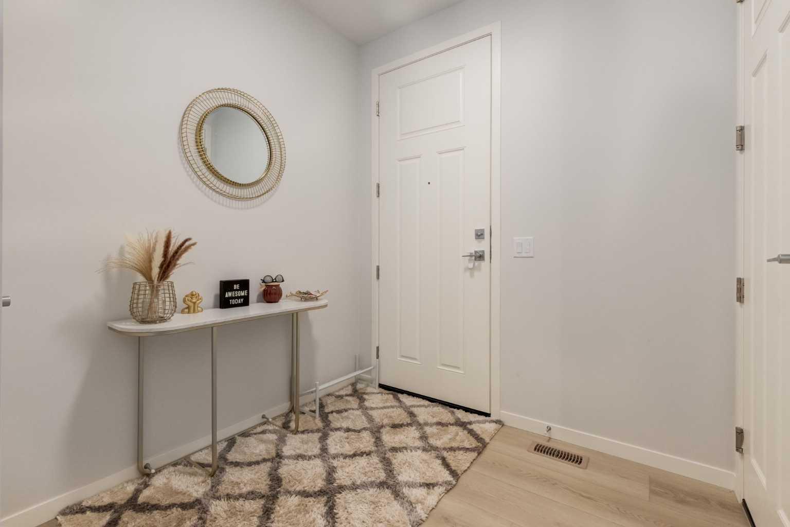 29 Marmot Passage NW