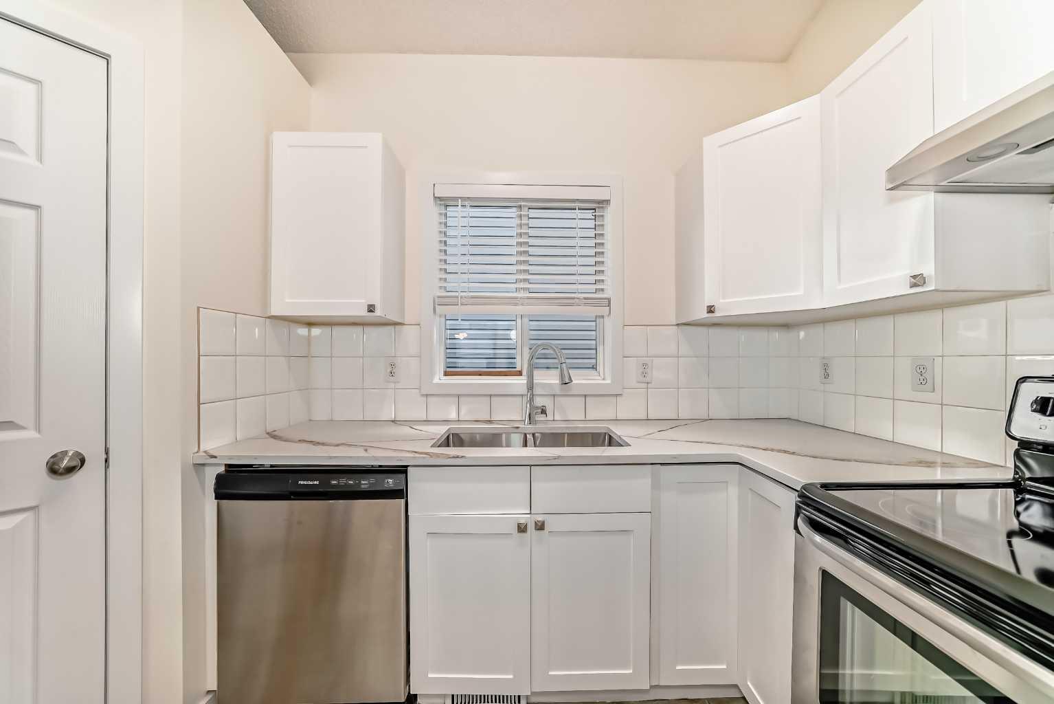 92 Martha's Haven Gardens NE